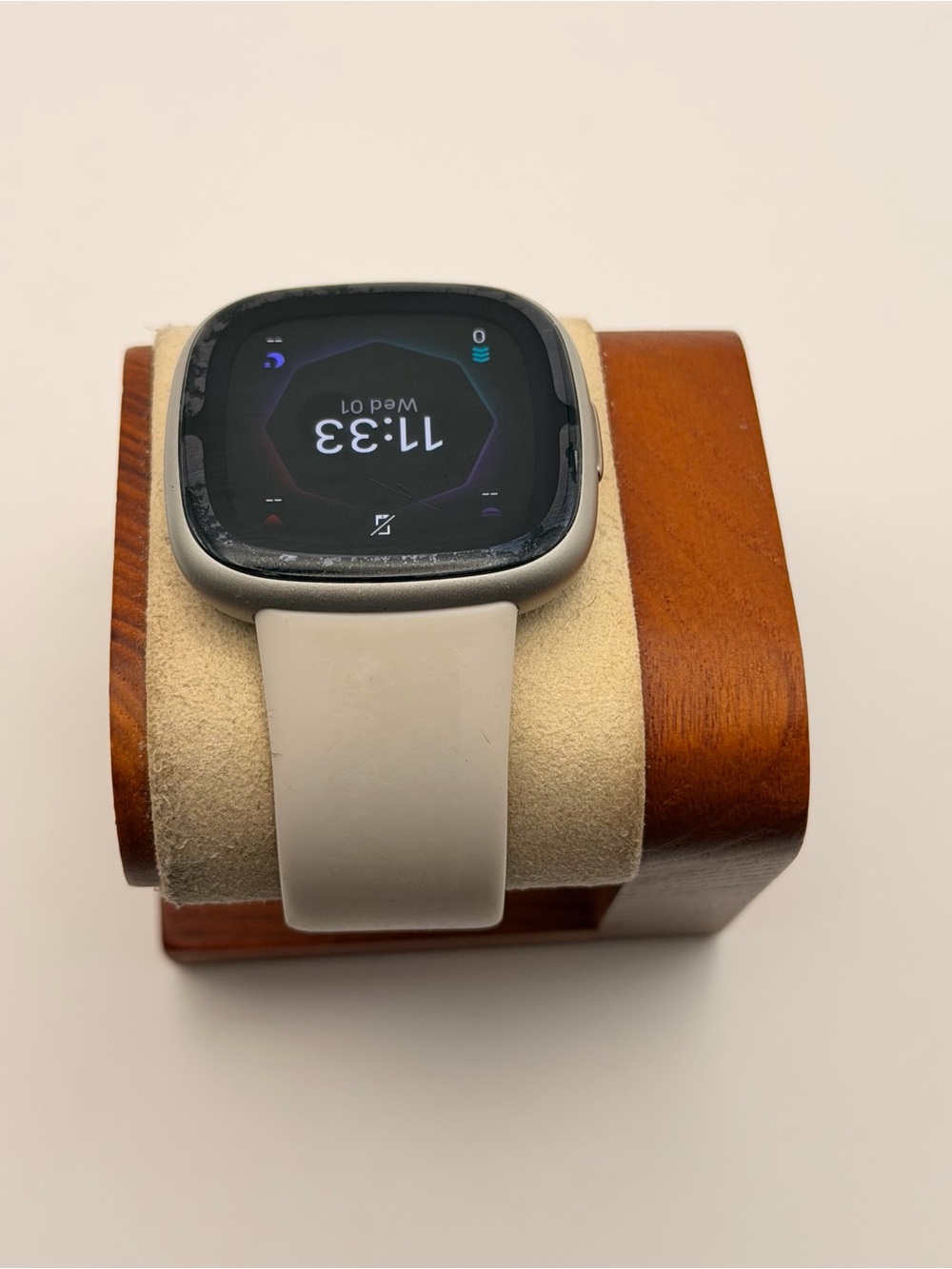 Fitbit Sense 2, Tested, Silver/white, Good, New Band, Charger Included, - Picture 5 of 8